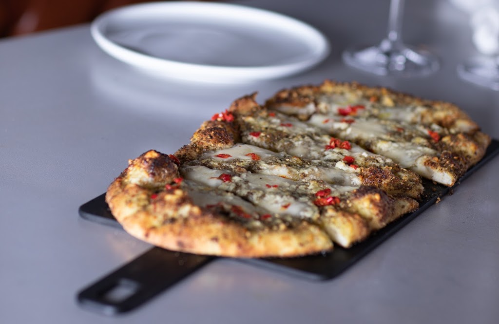 Rogue Kitchen & Bar | 35 Brunel Rd, Mississauga, ON L4Z 3E8, Canada | Phone: (647) 614-9989
