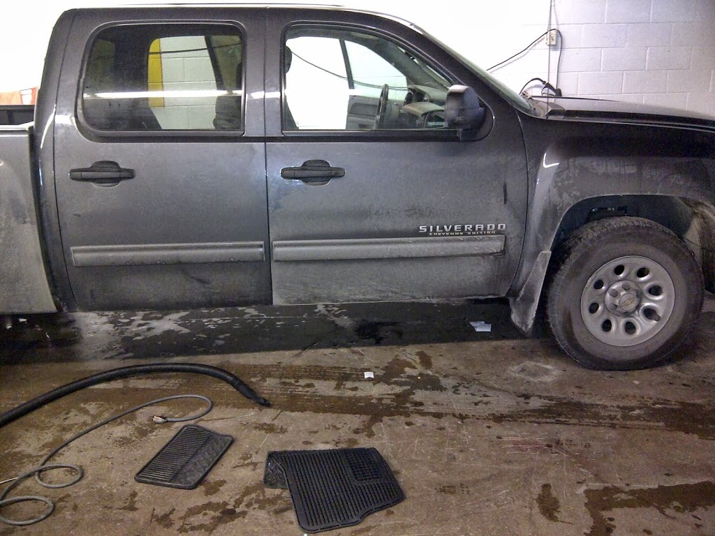 MAXIMUM AUTO DETAILING | 1047 Pacific Ave, Winnipeg, MB R3E 2K3, Canada | Phone: (204) 228-3183