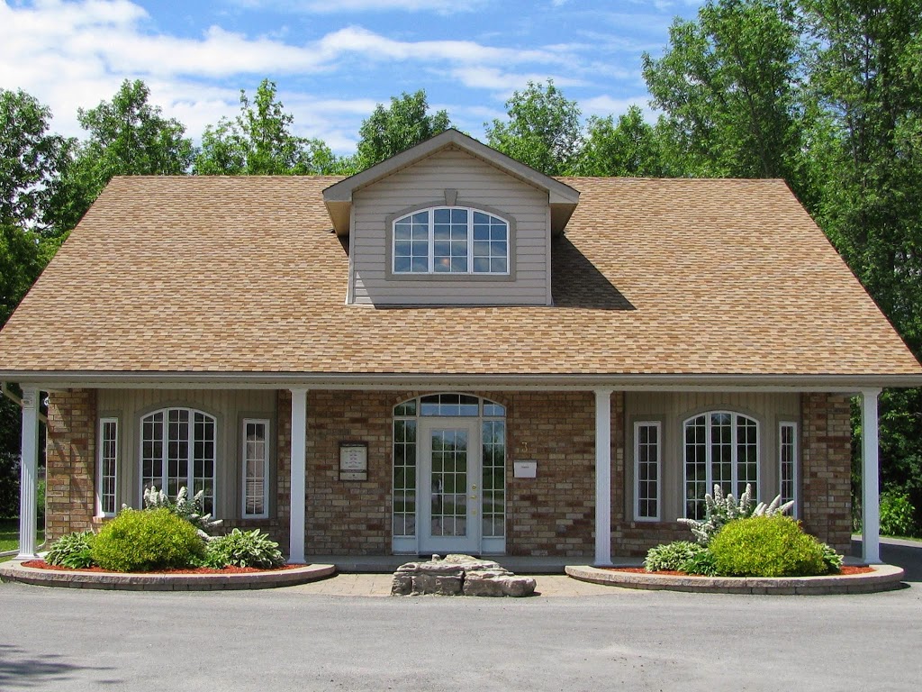 Murphy Chiropractic Health Centre | 3 Costello Dr, Carleton Place, ON K7C 0B4, Canada | Phone: (613) 253-8813