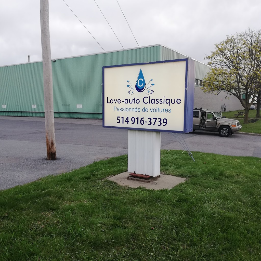 Lave-Auto Classique | 1280 Rue Gay-Lussac #105, Boucherville, QC J4B 7G4, Canada | Phone: (514) 916-3739