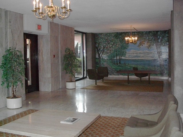 Island Park Towers | 185 Clearview Ave, Ottawa, ON K1Z 6R9, Canada | Phone: (613) 729-4347