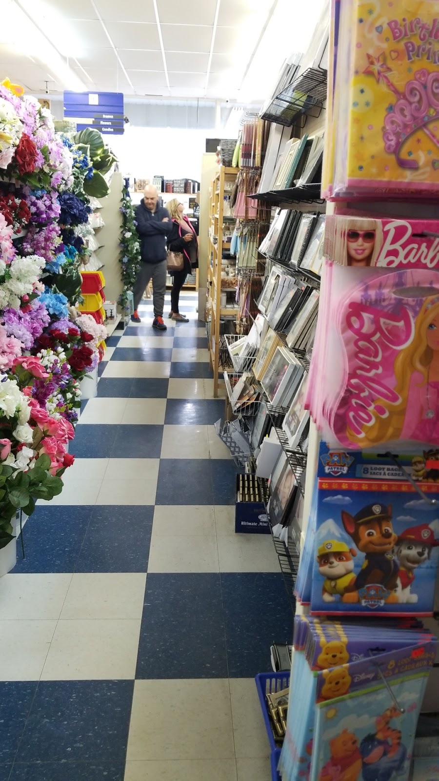 Deals for Dollars | 16 Centre St, Gimli, MB R0C 1B0, Canada | Phone: (204) 642-9183