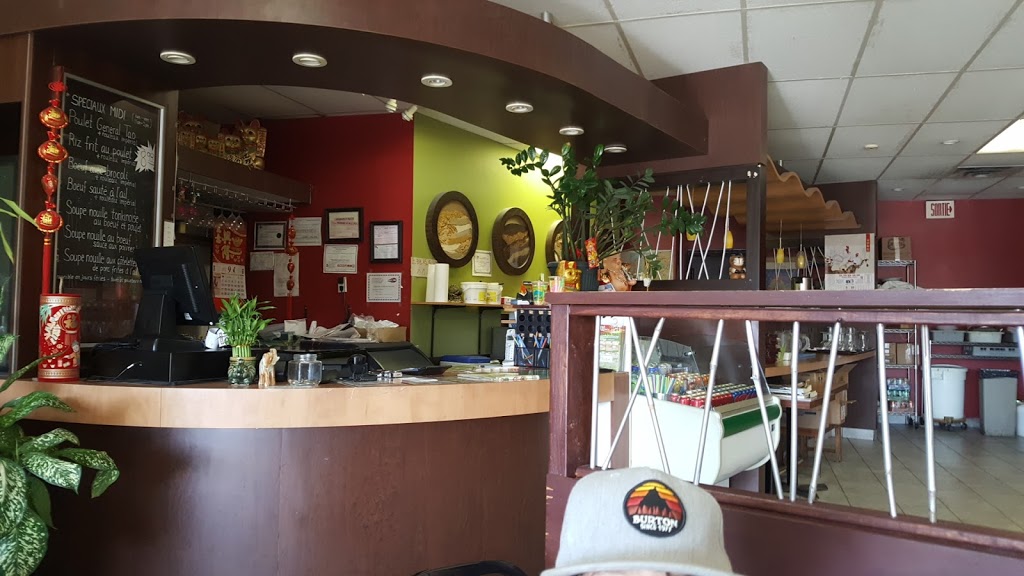Restaurant Winncie | 3030 Boulevard Rome, Brossard, QC J4Y 1V9, Canada | Phone: (450) 678-7666