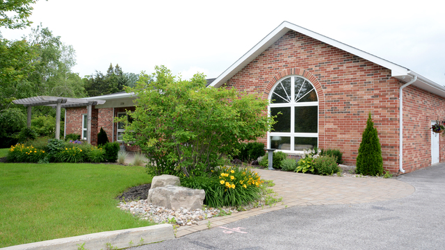 Thompson Funeral Home | 530 Industrial Pkwy S, Aurora, ON L4G 6W8, Canada | Phone: (905) 727-5421