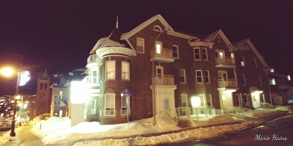 Auberge Brooks | 10 Rue Brooks, Sherbrooke, QC J1H 4X6, Canada | Phone: (819) 346-0423