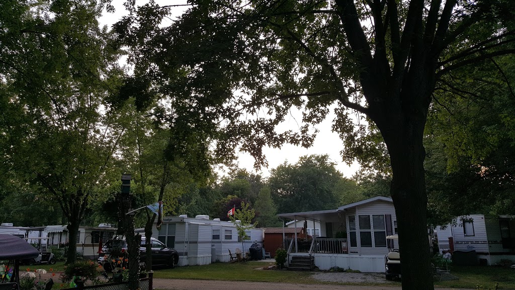Klondyke Trailer Park | 9921 Lakeshore Rd, Grand Bend, ON N0M 1T0, Canada | Phone: (519) 238-8348