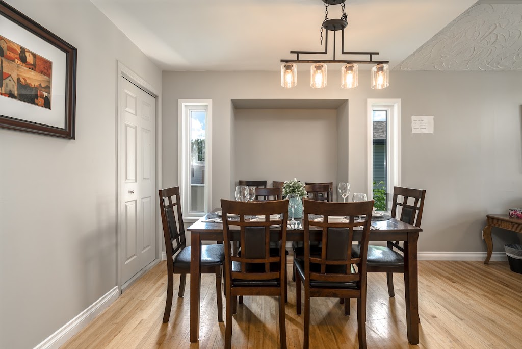 D@HOME Vacation Rental By Heritage Park/Glenmore Reservoir | 39 Hooke Rd, Calgary, AB T2V 3K6, Canada | Phone: (403) 970-2234