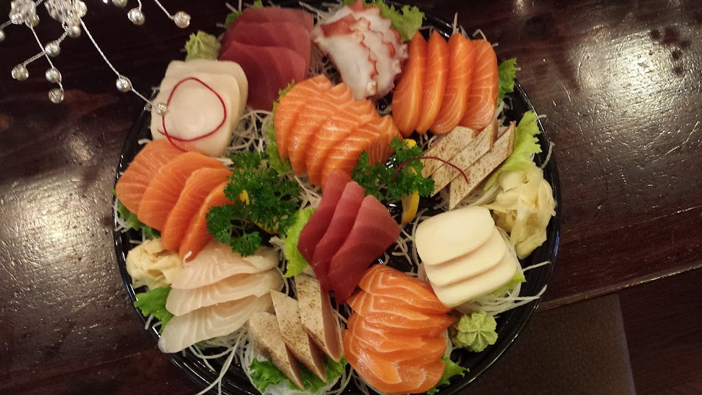 Sushi On Roncy | 293 Roncesvalles Ave, Toronto, ON M6R 2M3, Canada | Phone: (647) 347-7735