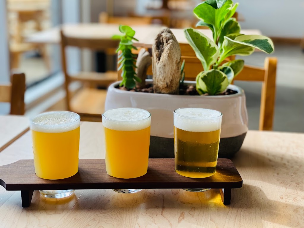 EXP Artisan Brasseur | 1970 Rue de lInterlude, Québec, QC G3K 0R6, Canada | Phone: (418) 847-4443