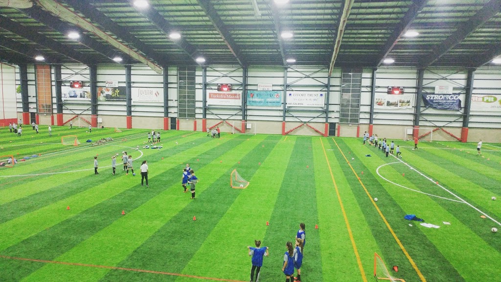 Players Paradise Sports Complex | point of interest | 565 Seaman St, Stoney Creek, ON L8E 5Z5, Canada | 9056433200 OR +1 905-643-3200