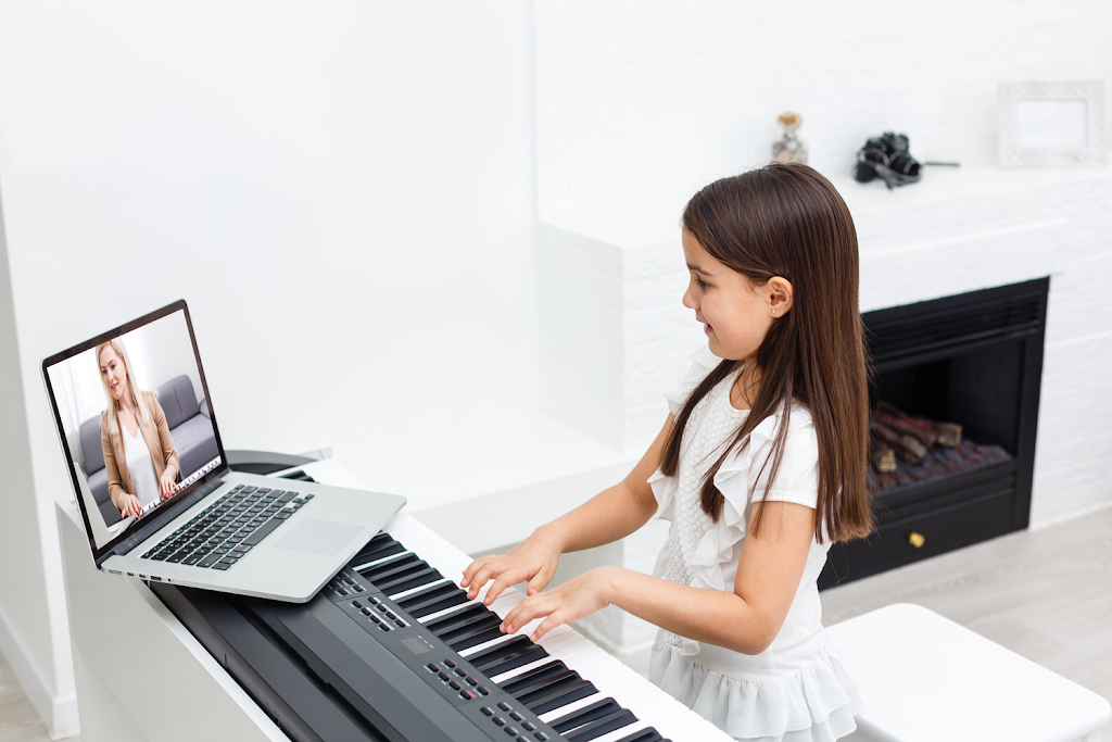Studio C École de Musique | 95 Bd de Gaulle #205, Lorraine, QC J6Z 3R8, Canada | Phone: (514) 466-5146