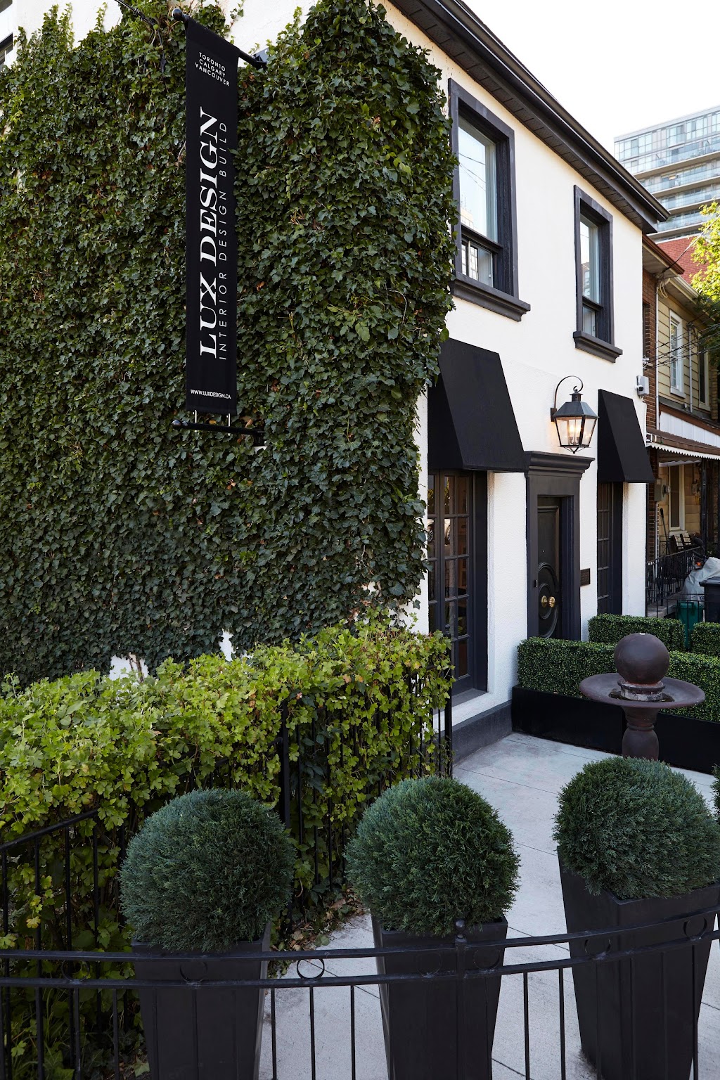 LUX Design | 628 Wellington St W, Toronto, ON M5V 1G4, Canada | Phone: (416) 848-3108