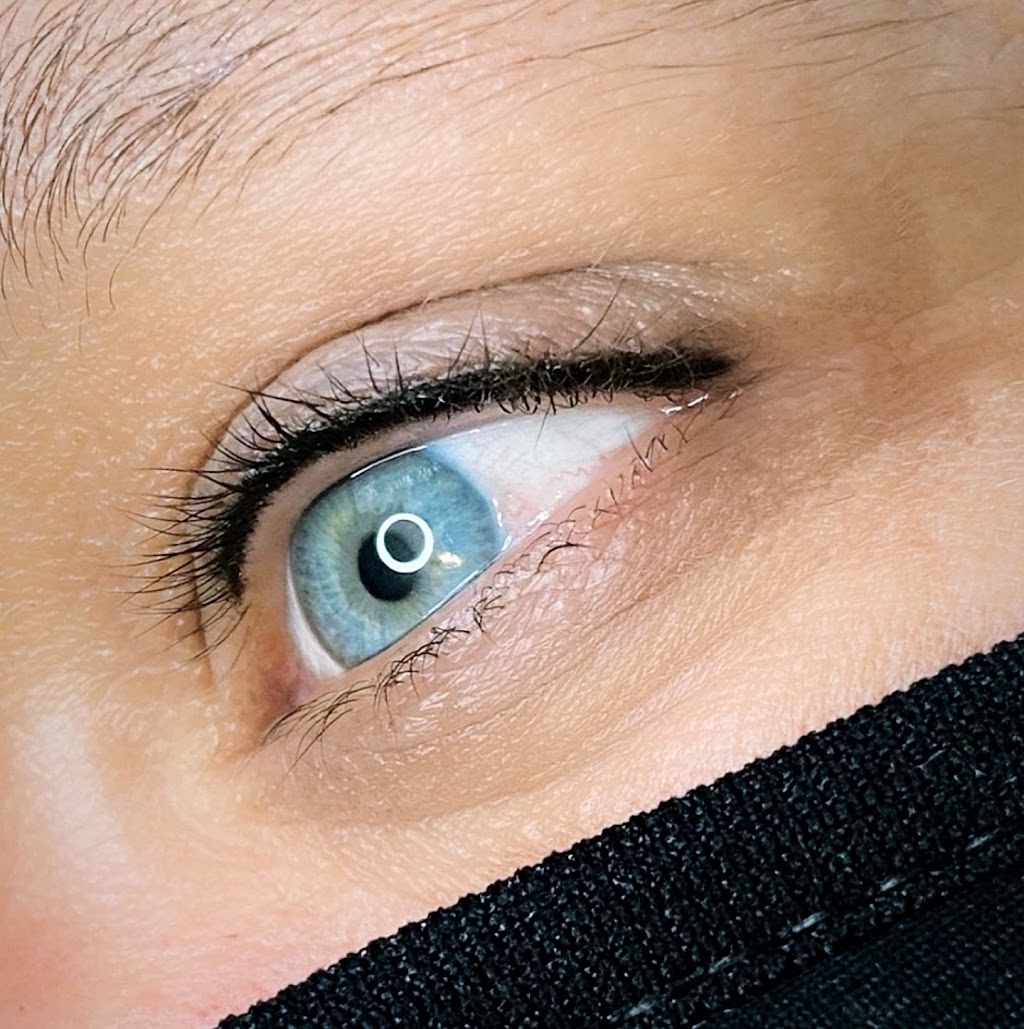 Brows on Point - Comox Valley | 2268 Walbran Dr, Courtenay, BC V9N 9E4, Canada | Phone: (250) 801-6864