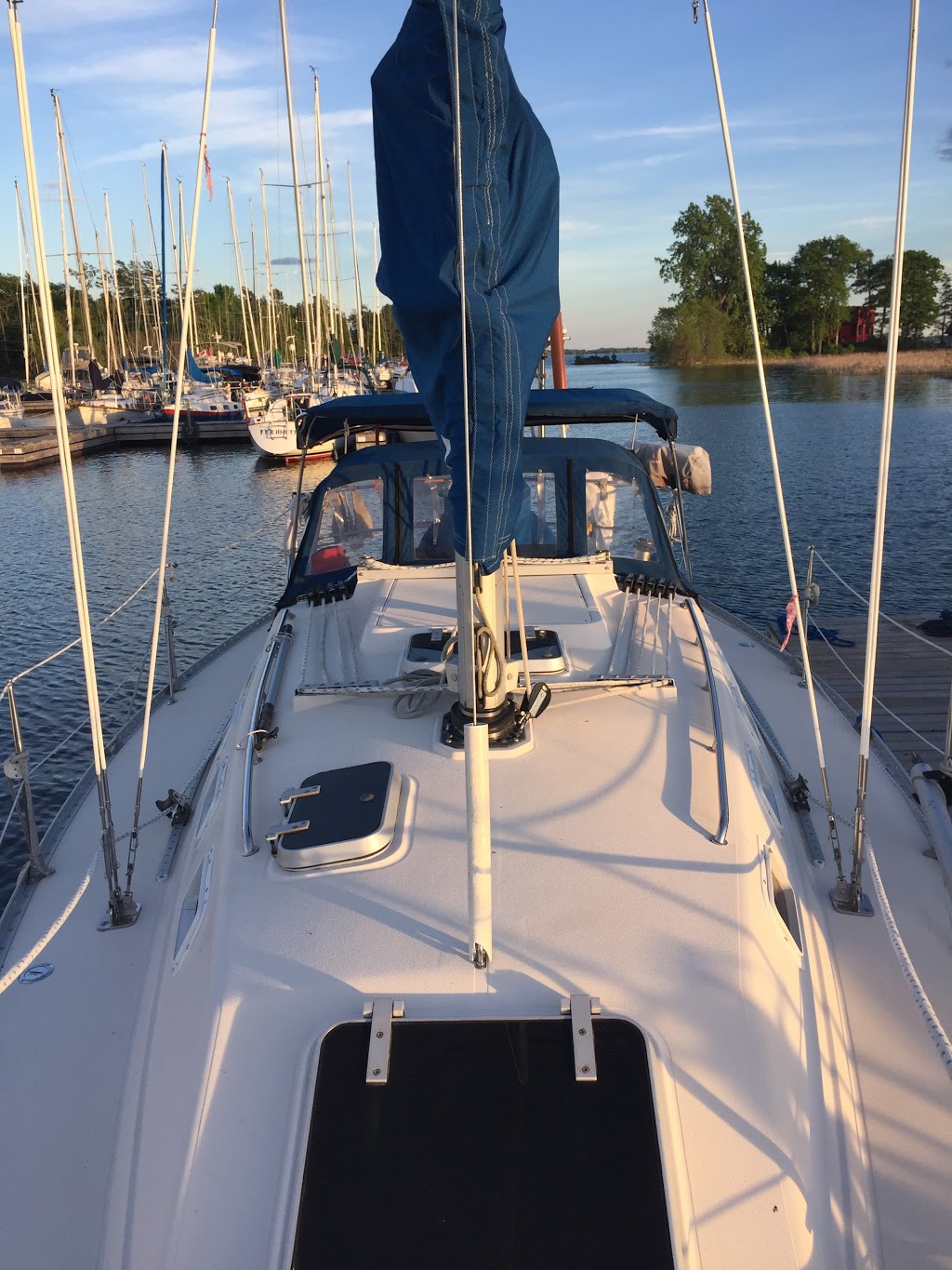 Advantage Boating | 2777 Cassels St, Ottawa, ON K2B 6N6, Canada | Phone: (613) 721-8683