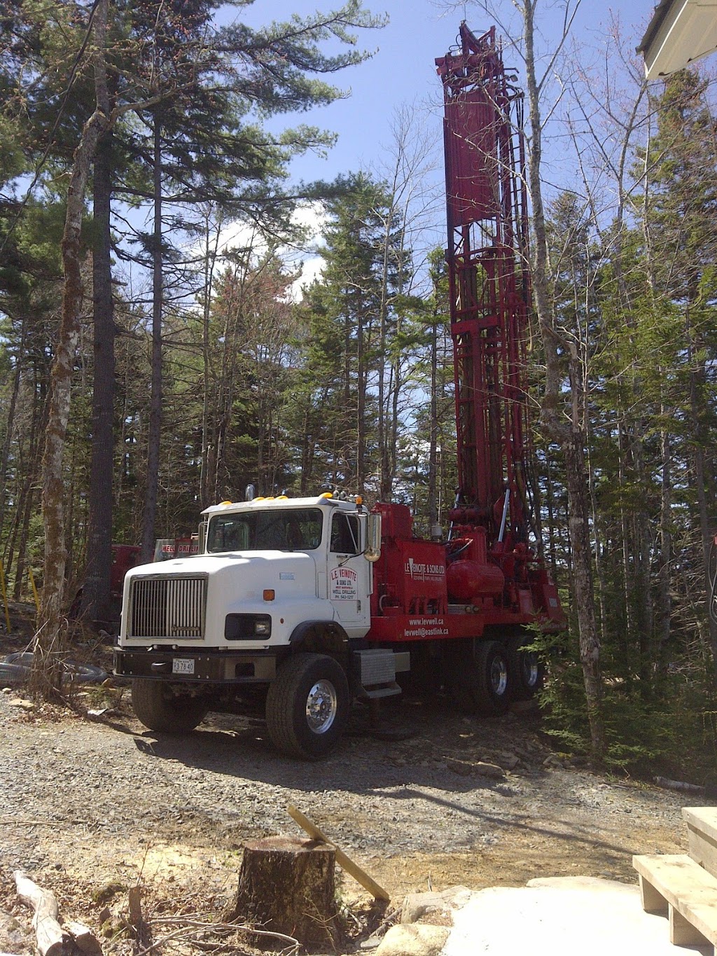 L.E. Veinotte & Sons Ltd. | 2232 Nova Scotia Trunk 10, West Northfield, NS B4V 5C5, Canada | Phone: (902) 543-5217
