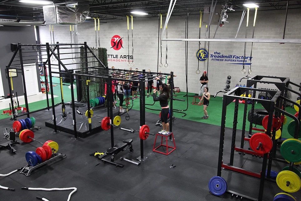 Konga Fitness | 4880 Tomken Rd, Mississauga, ON L4W 1J8, Canada | Phone: (647) 921-9098