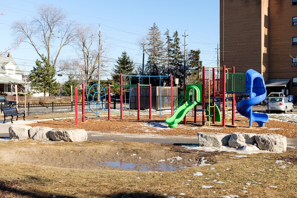 Jon Clipperton Park | 248-250 Church St, Mississauga, ON L5M 1N2, Canada