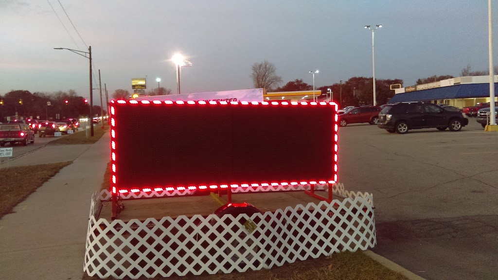 Colonial Shopping Center | 2840 Pine Grove Ave, Port Huron, MI 48060, USA