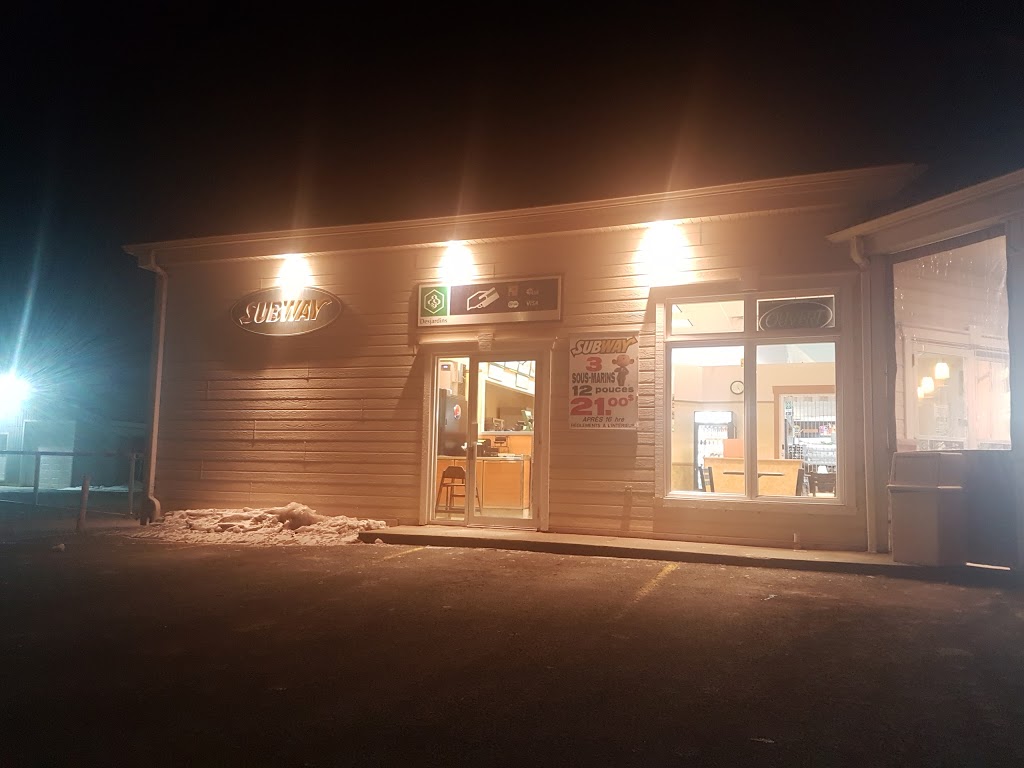 Restaurant SUBWAY | 135, Rte 335 Ultramar Convenience Store, Saint-Lin - Laurentides, QC J5M 2C1, Canada | Phone: (450) 439-0404