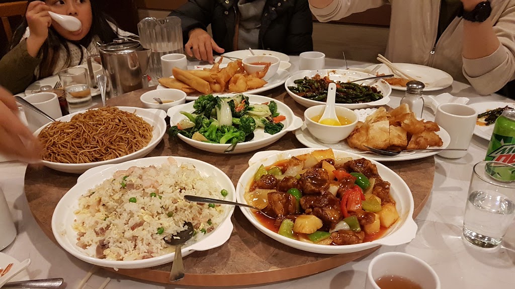 Mr Ho Wonton House | 6731 Kingsway, Burnaby, BC V5E 1E4, Canada | Phone: (604) 540-6746