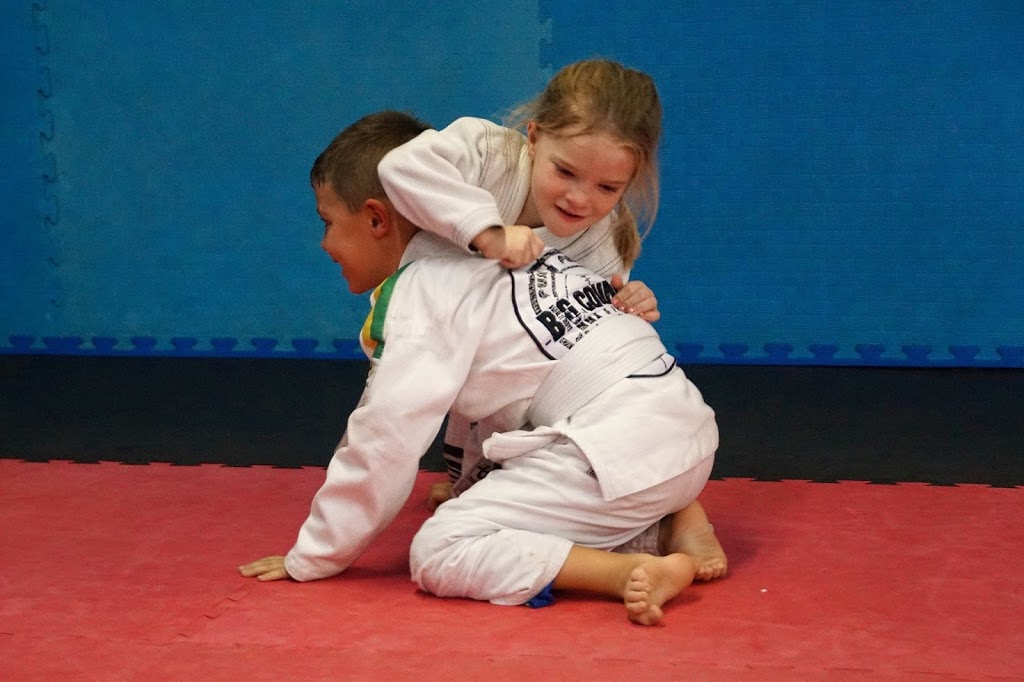Big Country MMA and Fitness | 8 1/2 Durham St E, Lindsay, ON K9V 1W7, Canada | Phone: (705) 768-8437