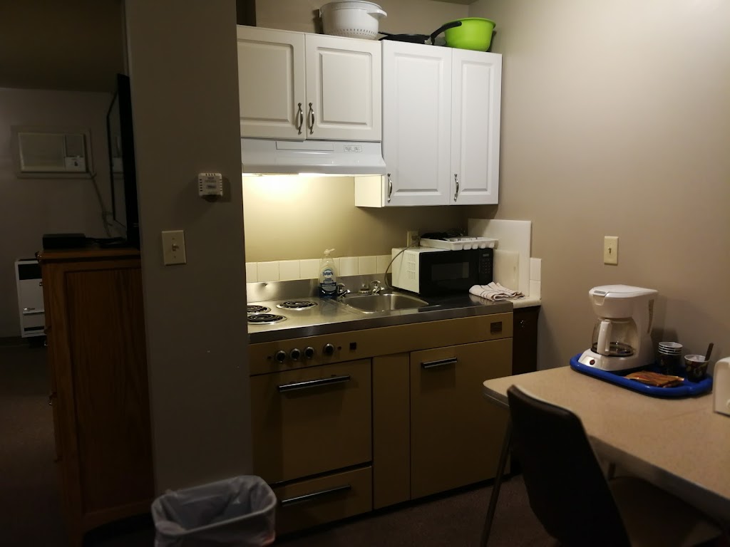 Sunset Motel | 104 AB-3, Fort Macleod, AB T0L 0Z0, Canada | Phone: (403) 553-4448
