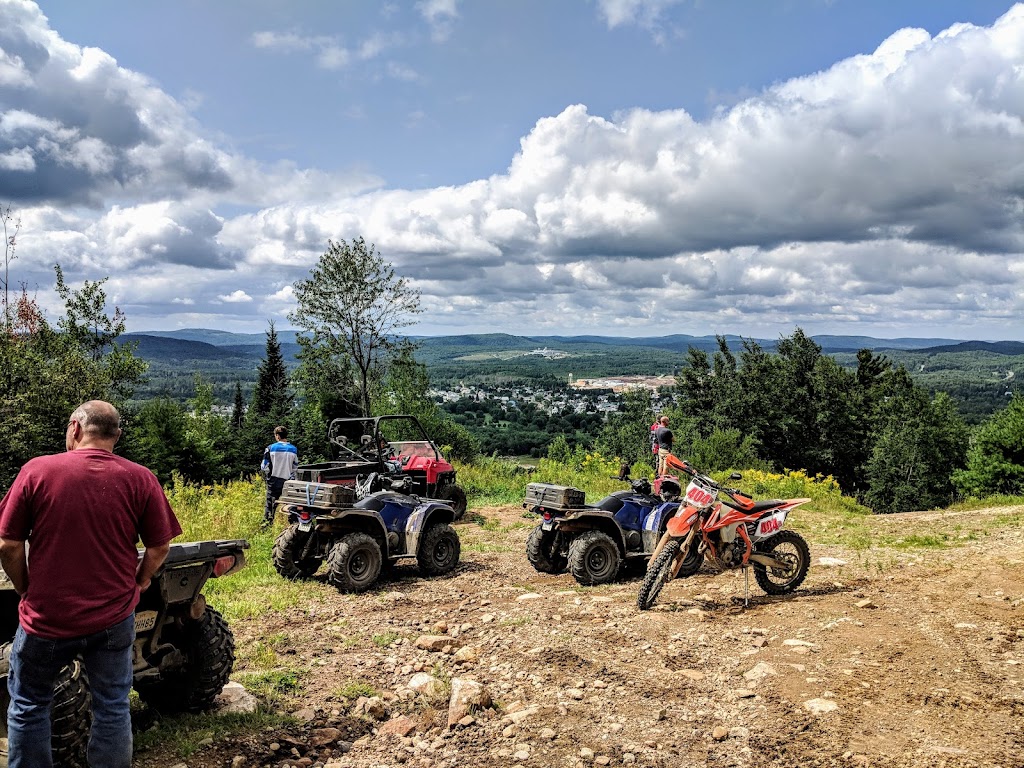 Tom Irwin Adventure Tours | 636 Mill St Unit 2, Calabogie, ON K0J 1H0, Canada | Phone: (613) 362-2670