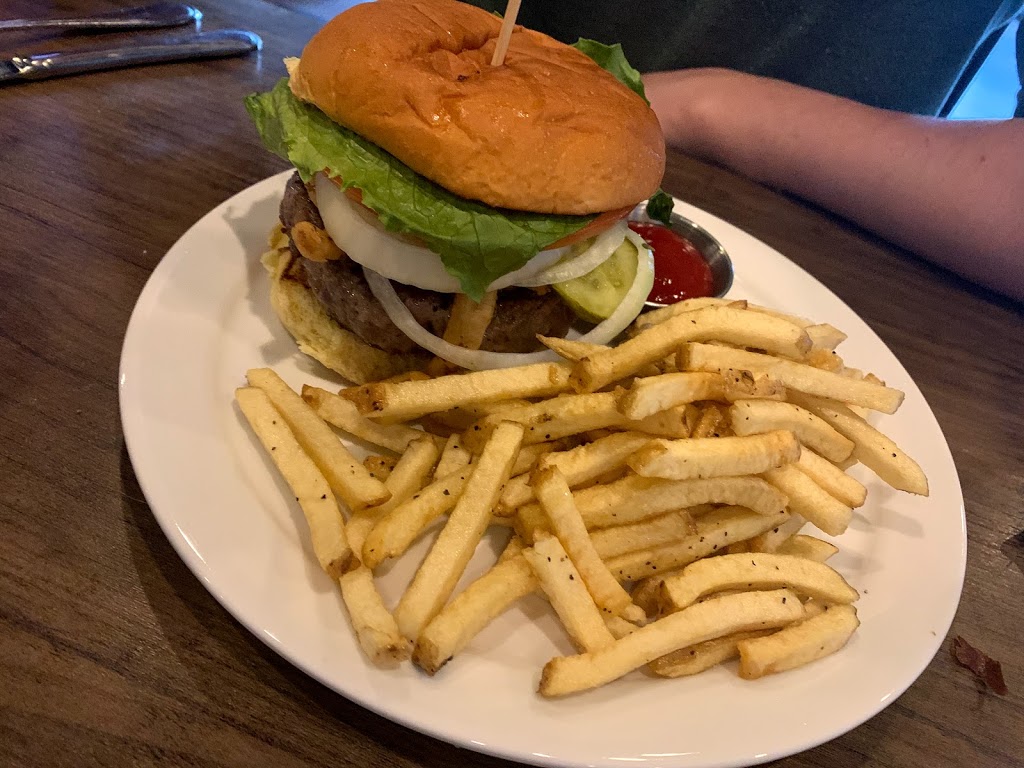 The Waterloo Kitchen and Bar | 3975 17 Ave SW, Calgary, AB T3E 0C3, Canada | Phone: (403) 455-5850