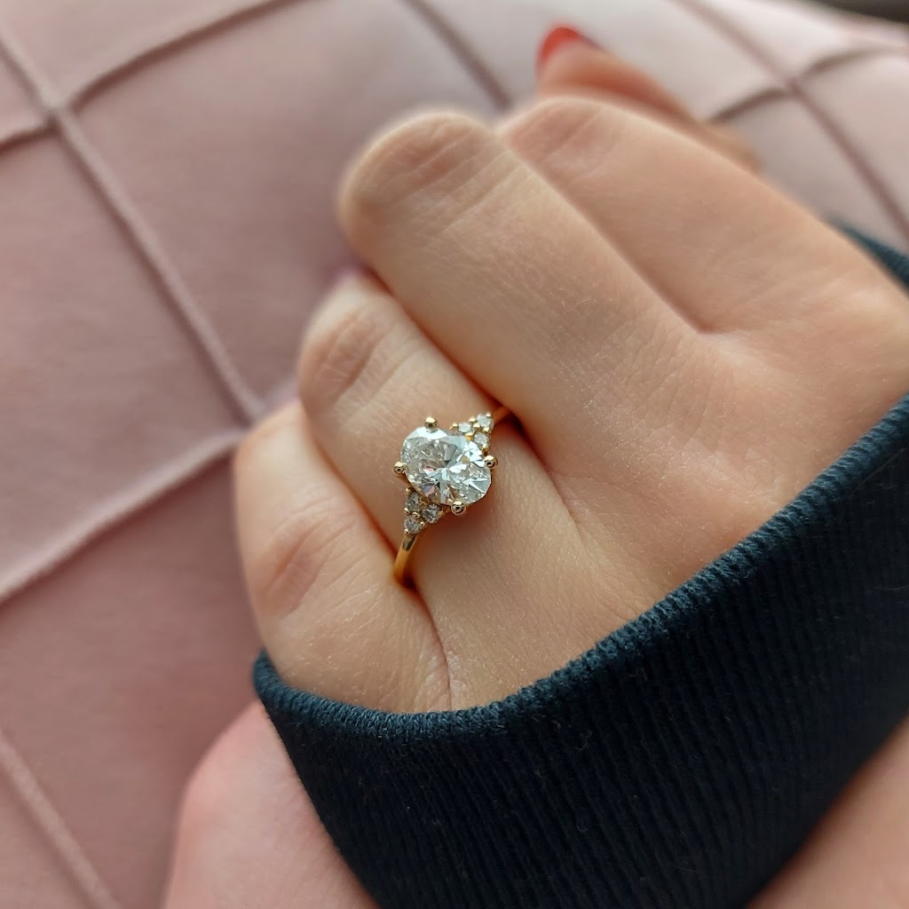 Vero Diamonds | 135 Laurier Ave W Unit 405, Ottawa, ON K1P 5J2, Canada | Phone: (613) 366-8011