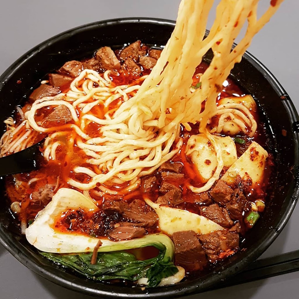 Alfys Noodle House | 840 Waverley St #3B, Winnipeg, MB R3T 5Z7, Canada | Phone: (204) 489-6814