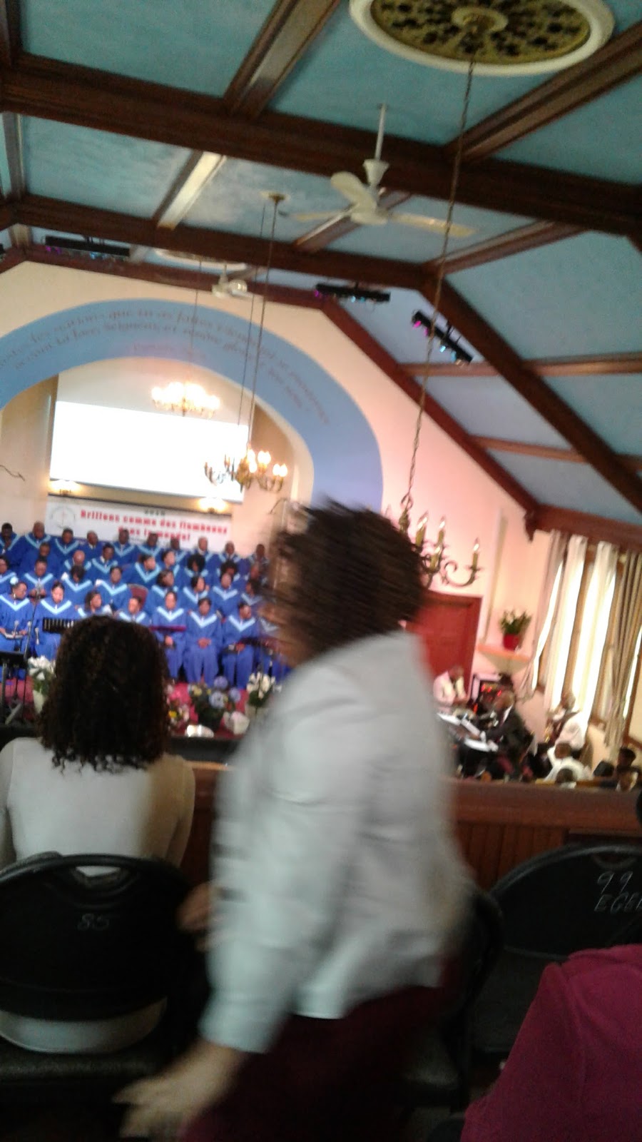 Eglise Evangelique Baptiste dOttawa | 284 King Edward Ave, Ottawa, ON K1N 7M4, Canada | Phone: (613) 789-3202