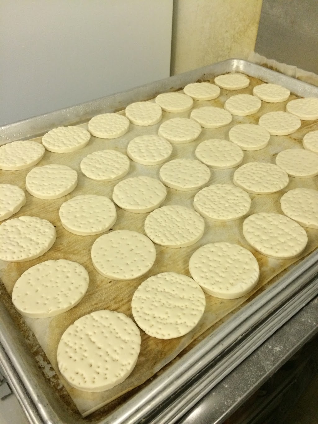 Panaderia Latina | 5716 19a Ave NW, Edmonton, AB T6L 1L8, Canada | Phone: (780) 465-5122