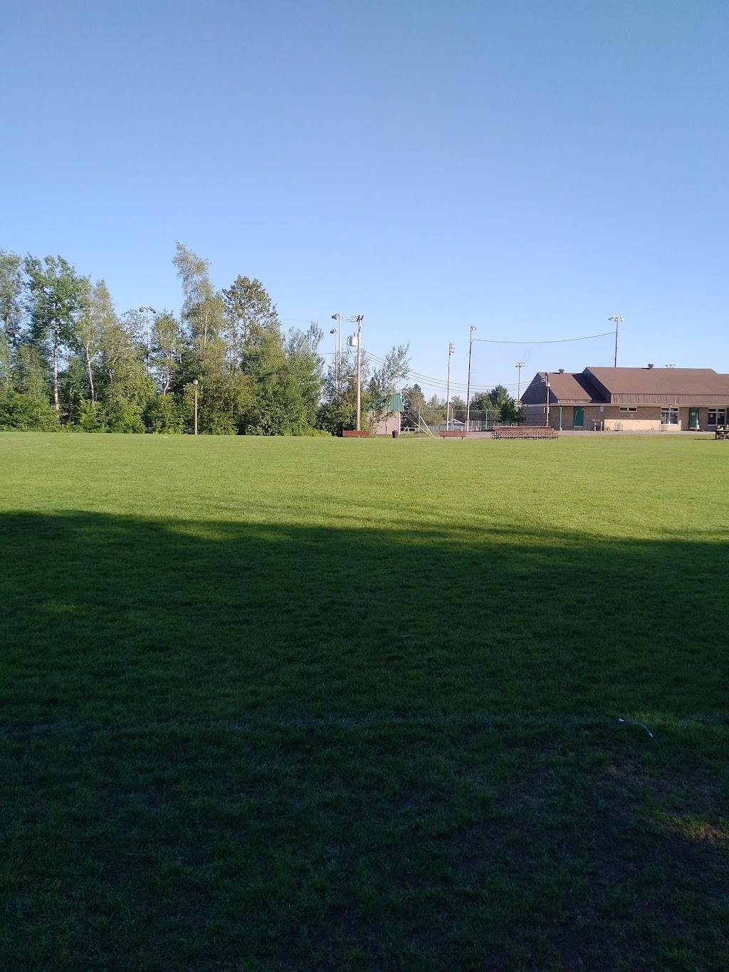 Centre communautaire Bon-Pasteur | 425 Rue du Bienheureux-Jean-XXIII, Québec, QC G2N 1V4, Canada | Phone: (418) 849-3396