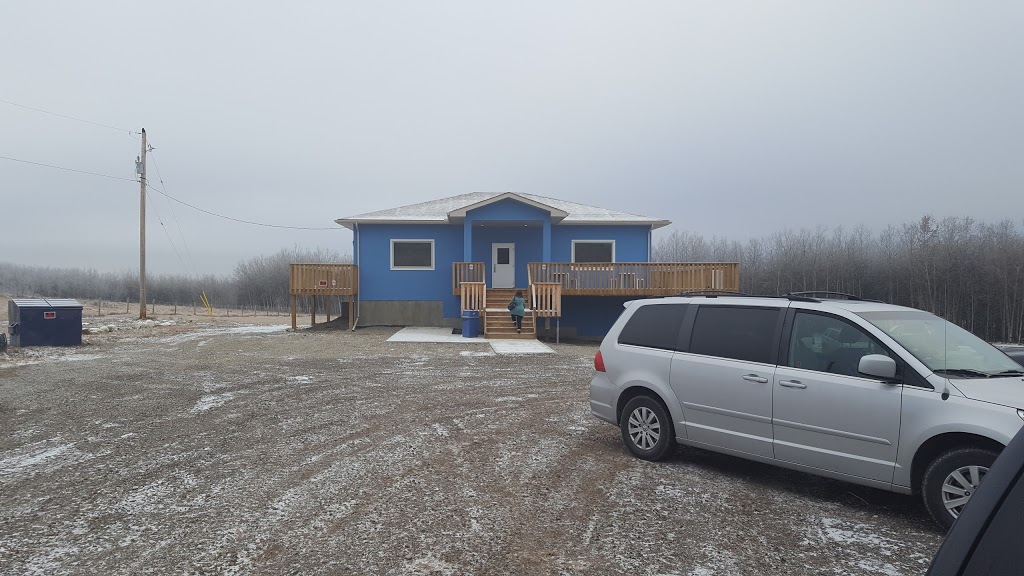 Brown Bear Woman Meeting Centre | Tsuu Tina Nation 145, AB T0L 1W0, Canada | Phone: (403) 607-2824