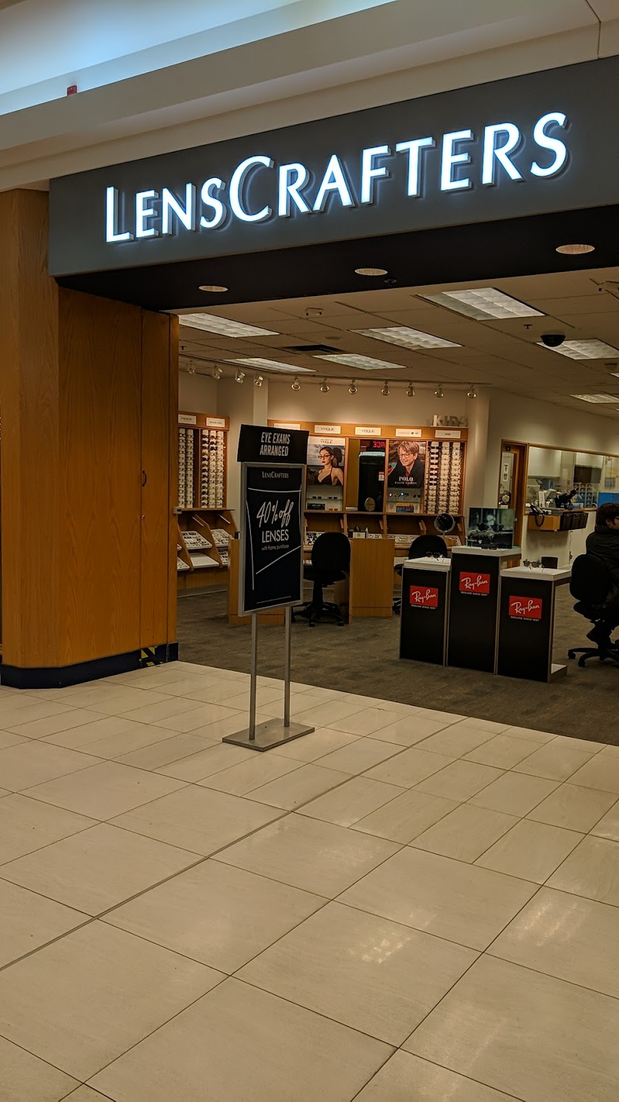 LensCrafters | 1200 St Laurent Blvd #103, Ottawa, ON K1K 3B8, Canada | Phone: (613) 747-6188