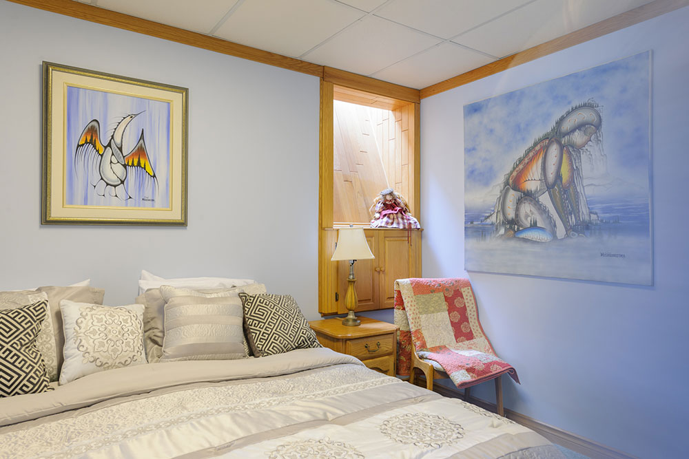 The Shady Nook | 64 Earl St, Stratford, ON N5A 6G2, Canada | Phone: (519) 273-1771