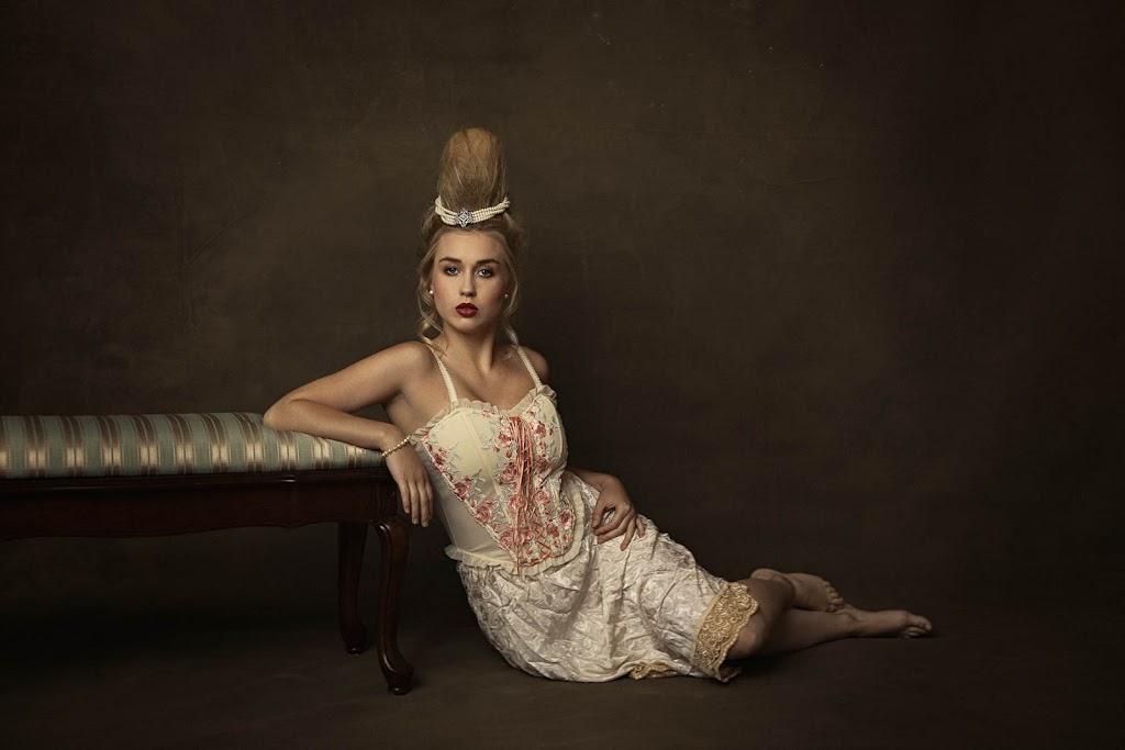 Regina Akhankina Portrait Couture, Portrait & Boudoir Studio | 2050 Rivers Xing, Victoria, BC V9B 0S6, Canada | Phone: (778) 400-5259