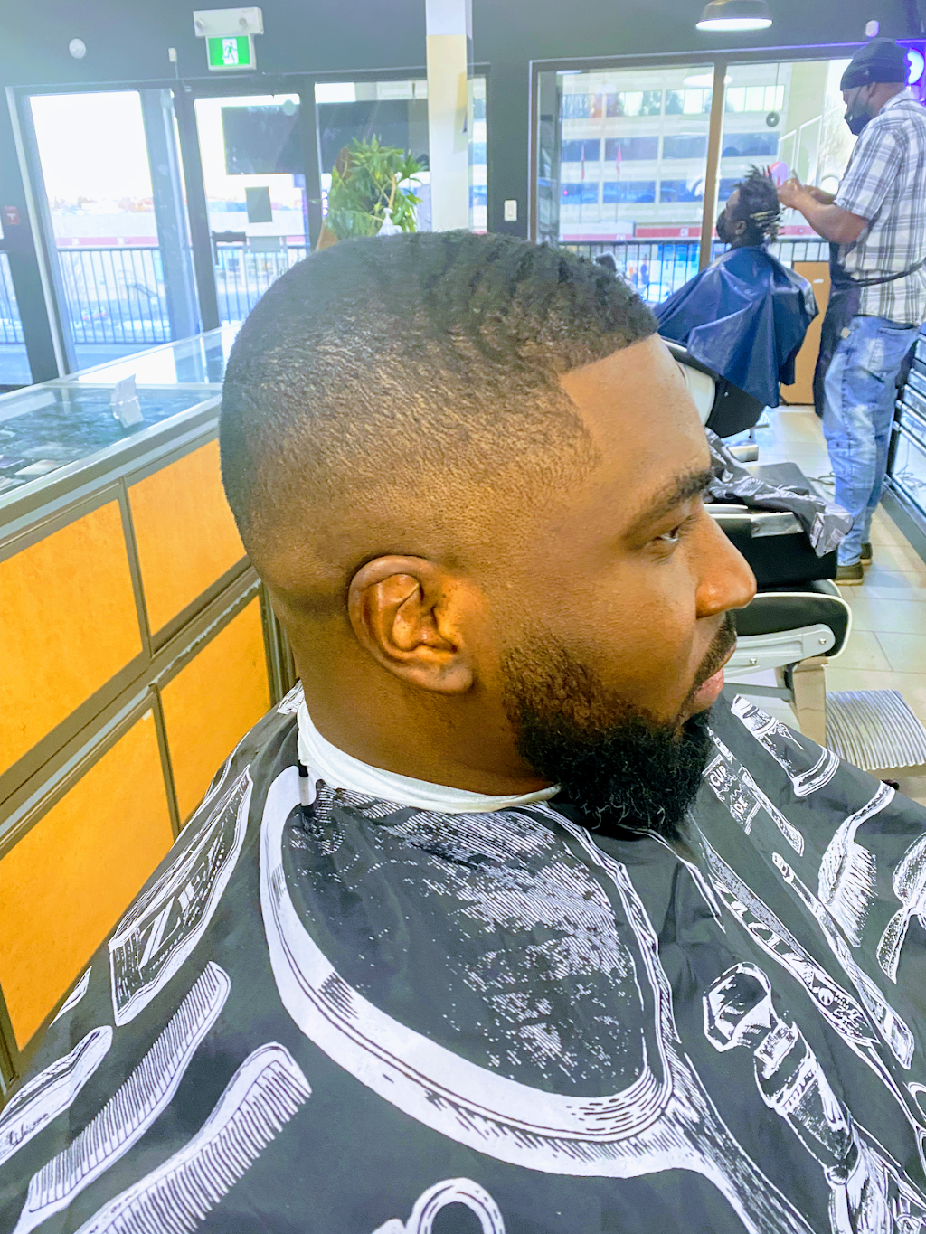 Benjis Barbershop | 4515 Macleod Trail SW, Calgary, AB T2G 0A5, Canada | Phone: (403) 474-1174