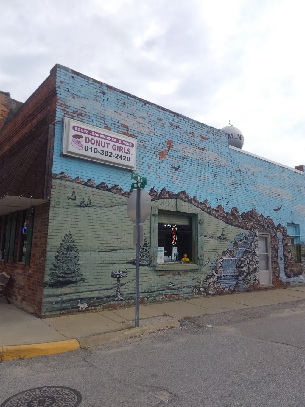Donut Girls | 80820 Main St, Memphis, MI 48041, USA | Phone: (810) 392-2420
