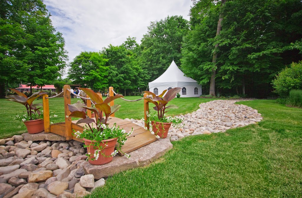 Sous Le Charme Des Erables | 1062 Bd Arthur-Sauvé, Saint-Eustache, QC J7R 4K3, Canada | Phone: (450) 473-2374