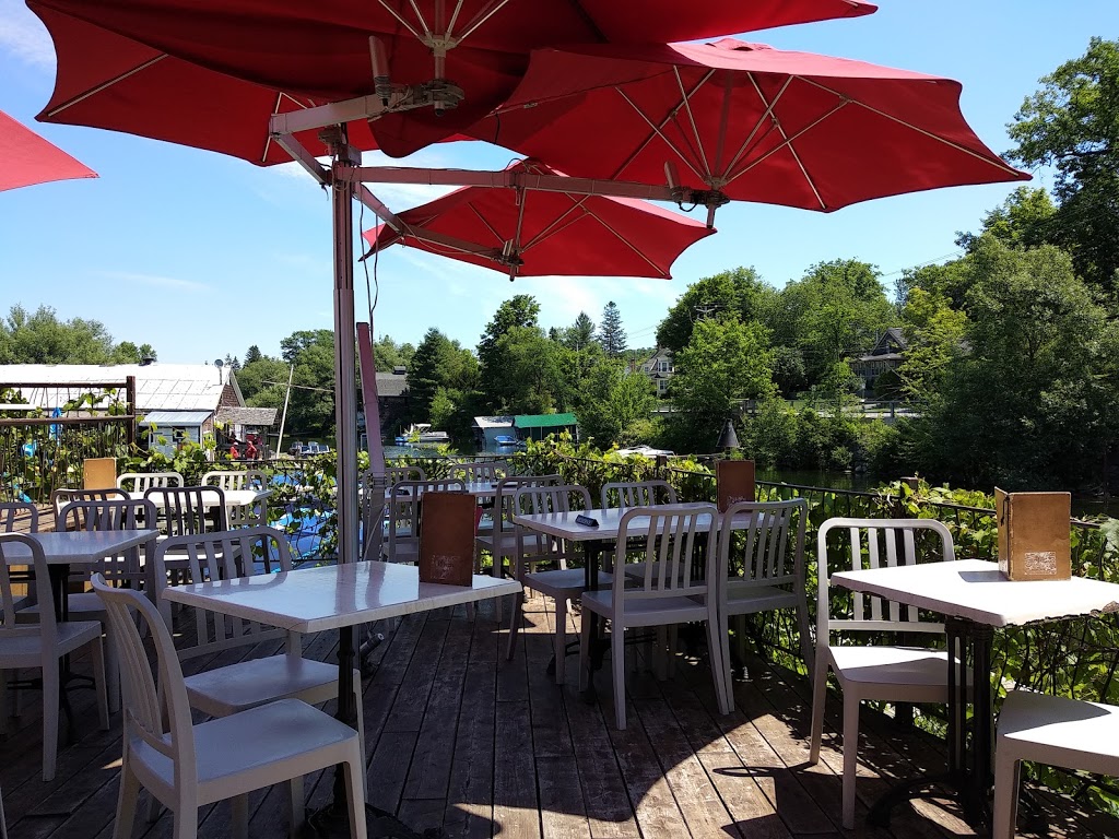 Pilsen Restaurant et Pub | 55 Rue Main, North Hatley, QC J0B 2C0, Canada | Phone: (819) 842-2971