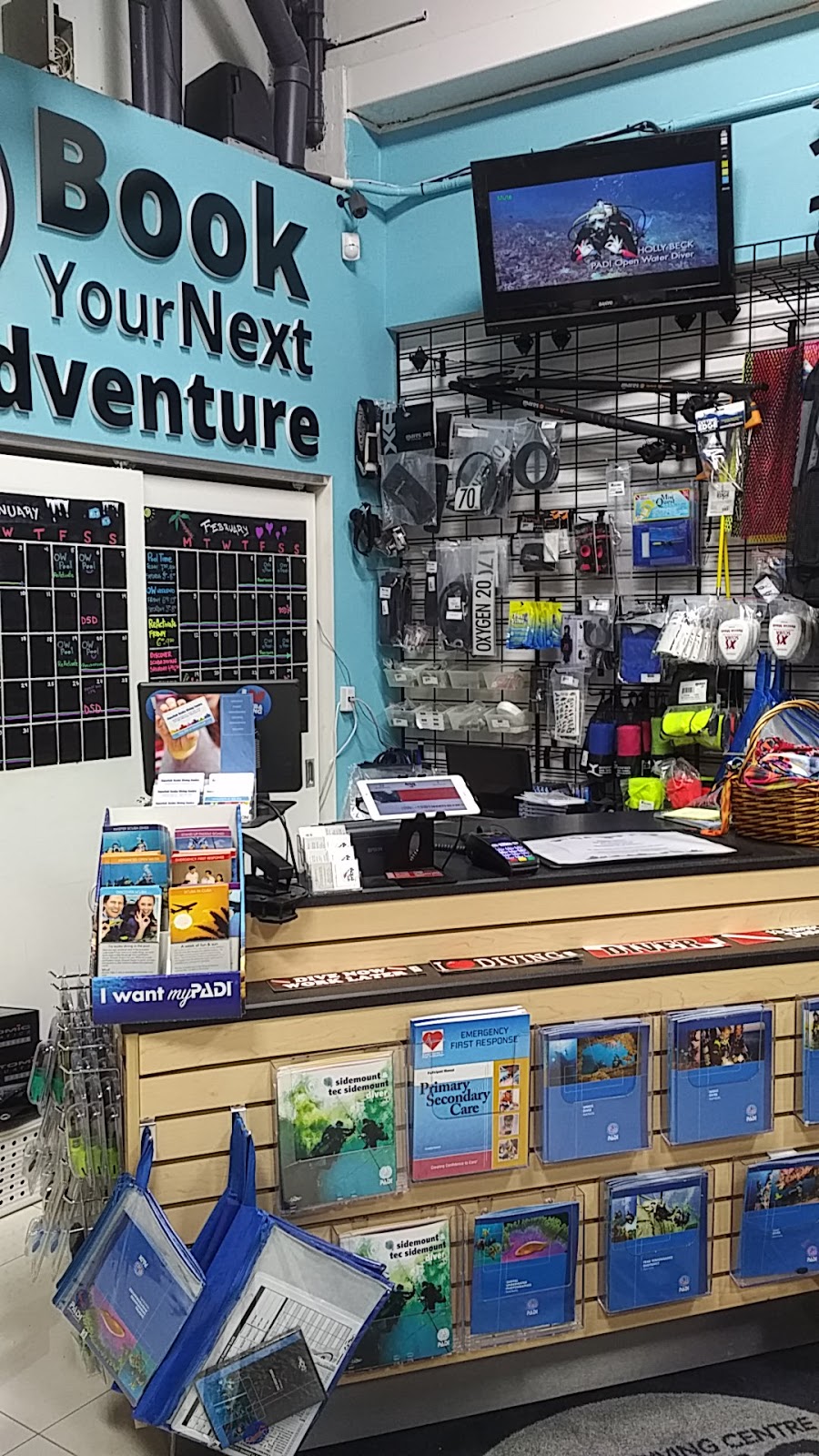 AquaSub Scuba Diving Centre | 1241 Elgin Mills Rd E, Richmond Hill, ON L4S 0B5, Canada | Phone: (905) 883-3483