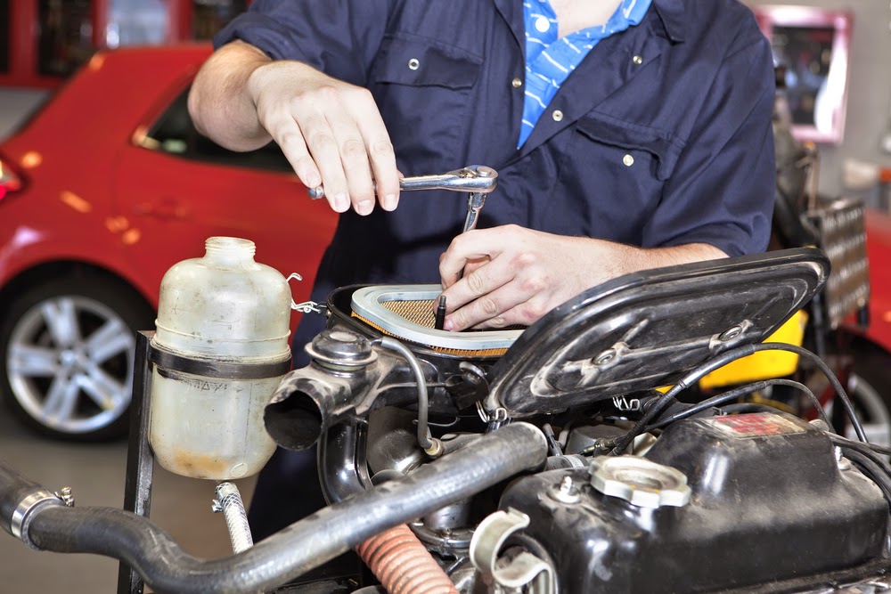 Mainline Fleet Service | 218 1 Ave E, Regina, SK S4N 5N2, Canada | Phone: (306) 721-7711