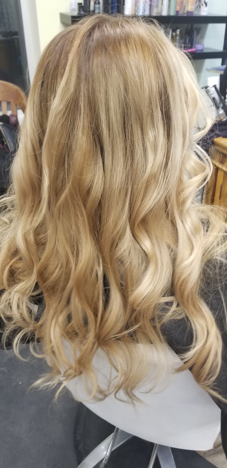 Shampoo Bleu | 914 Gratiot Blvd, Marysville, MI 48040, USA | Phone: (810) 388-9850