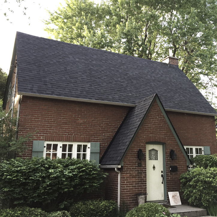 Entrepôt Toitures M2 | 84 QC-104, Saint-Jean-sur-Richelieu, QC J2X 1H1, Canada | Phone: (514) 895-7351