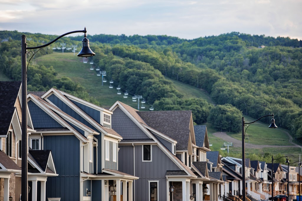 Windfall at Blue Mountain | 104 Yellow Birch Cres, The Blue Mountains, ON L9Y 0Y5, Canada | Phone: (705) 293-0954