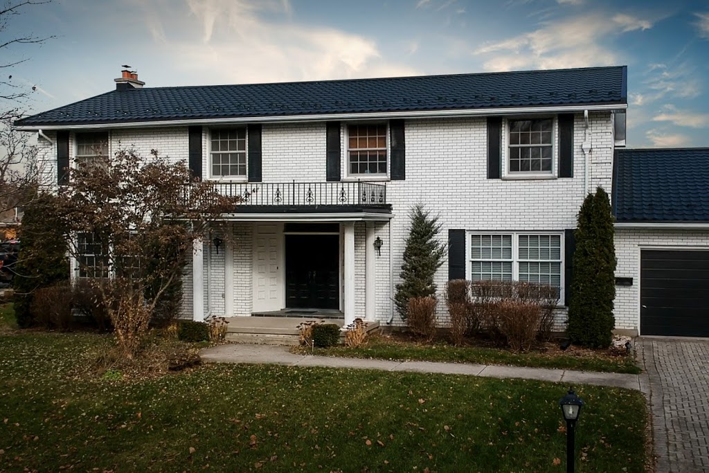 Metal Roofing Experts | Pineland Ave, Oakville, ON L6K, Canada, Canada | Phone: (800) 516-9888