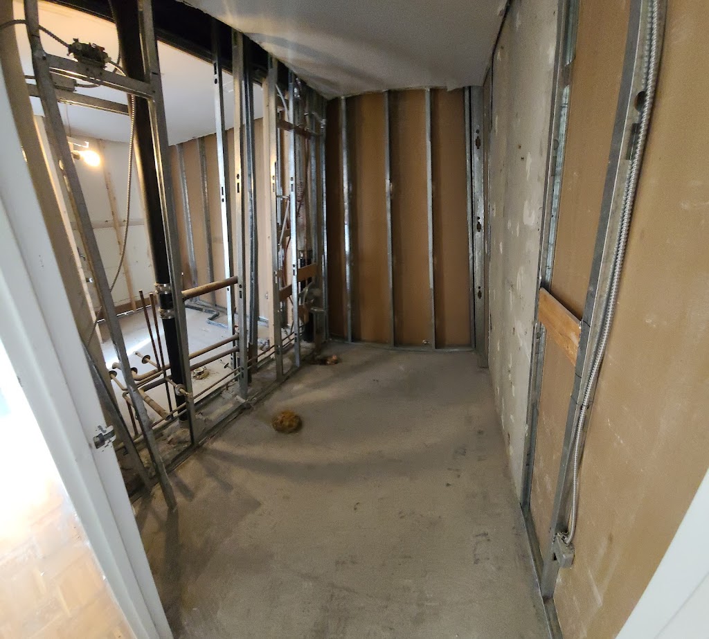Yankeys Demolition | 111 Pemberton Ave, North York, ON M2M 1Y4, Canada | Phone: (647) 916-3206