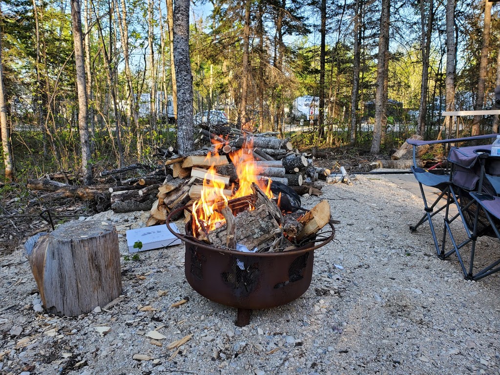 Mordens Meadows Trailer Park | Camp Neustadt Rd, Arnes, MB R0C 0C0, Canada | Phone: (204) 642-5167