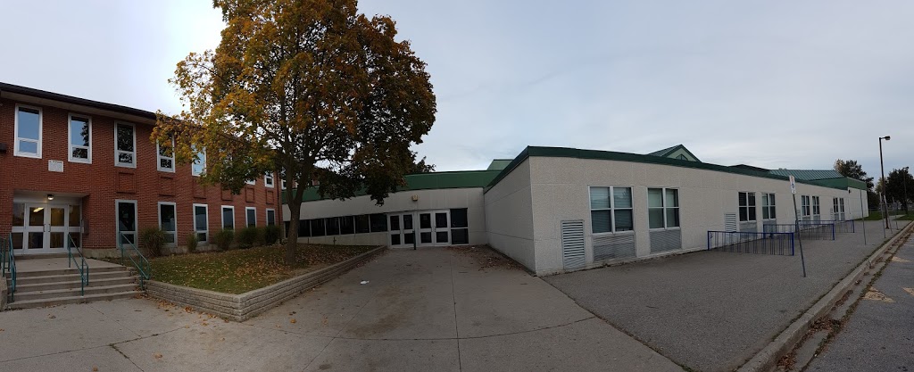 John P. Robarts Public School | 84 Bow St, London, ON N5V 1B1, Canada | Phone: (519) 452-8270